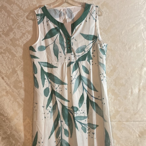 New with tags size large dress by made with love Silky comfortable - Picture 3 of 8